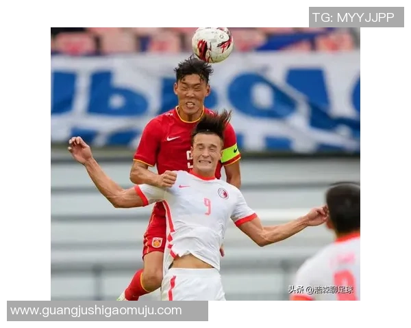 中国足球明星队友的默契配合与精彩瞬间回顾 中国足球明星队友的默契配合与精彩瞬间回顾