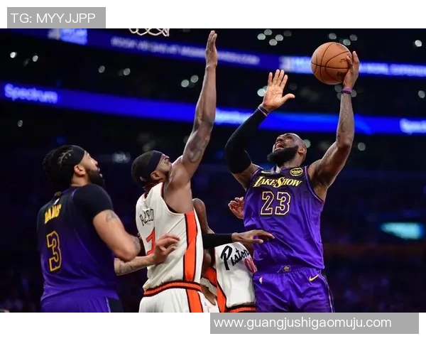 湖人对阵活塞精彩比赛录像回放分析与精彩瞬间集锦 湖人对阵活塞精彩比赛录像回放分析与精彩瞬间集锦